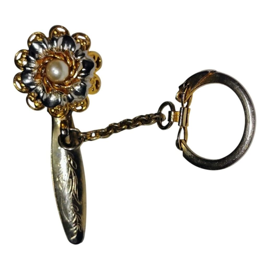 50s MCM King’s Key Finder Bag Clip On Engraved Gold Silver Toned Flower Petals